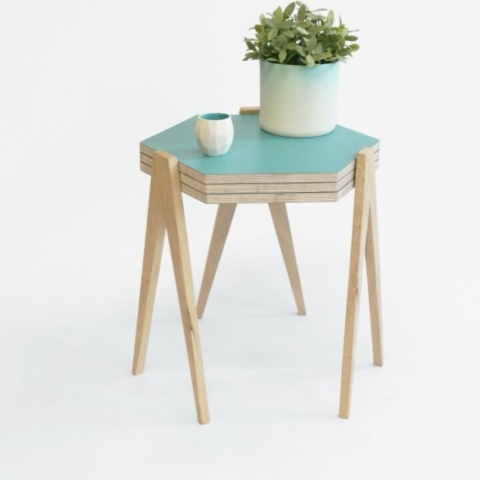 Expand your side table with the Slider Table. Three layers which expand individually