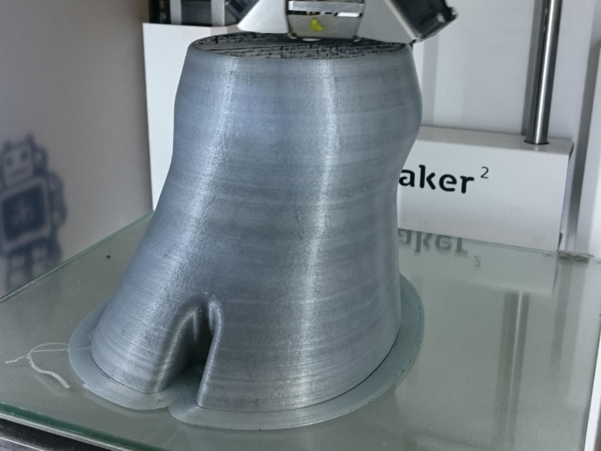 lely-koe-relatiegeschenk-koeien-hoef-keramiek-studio-lorier-ceramic-3d-printing-keramiek