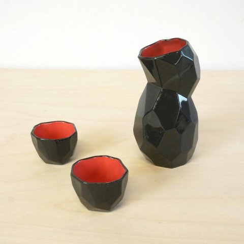 Recently we finished a custom design for a sake set, commissioned by a Japanese restaurant