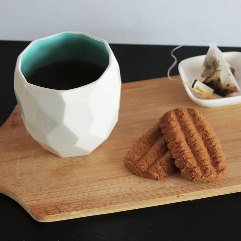 Tea in the poligon cup