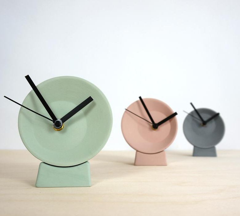 6th place of the most popular in 2017: the Off-Centre clocks