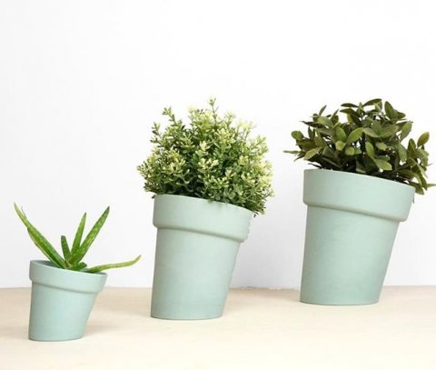 Now available in three sizes; the Distort Flowerpots
