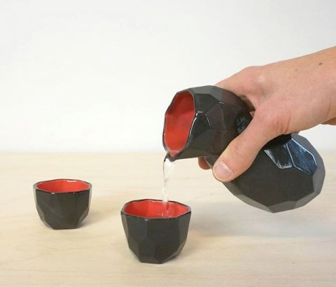 Almost a year ago we custom-made a batch of these sake sets. Interested, send is a message