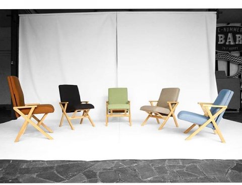 After some holidays and hard work getting all the chairs ready, we are back with some updates. Full of energy and new ideas! stay tuned