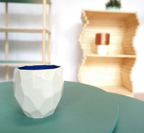 Poligon cup in detail