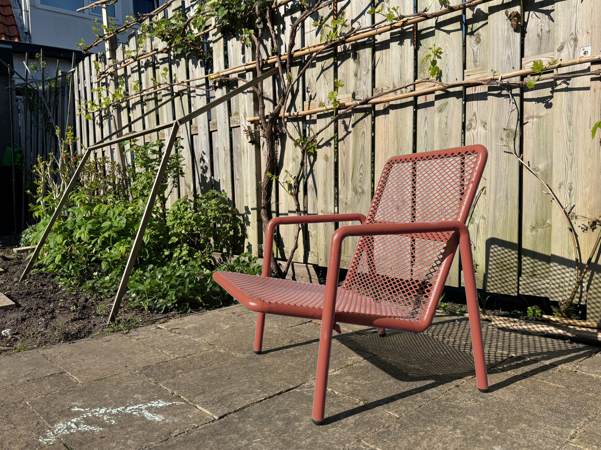 Hybrid Chair - Outdoors